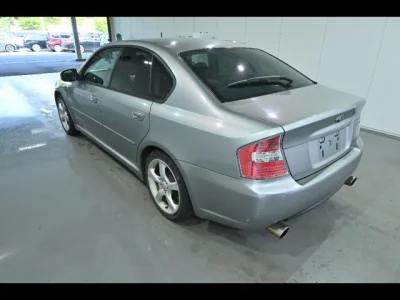 Subaru Legacy B4