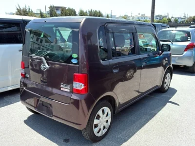 Daihatsu Move Conte