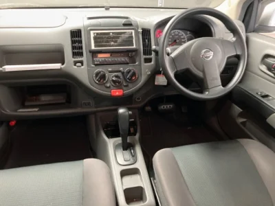 Nissan AD