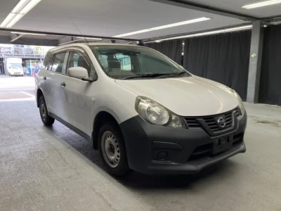 Nissan AD