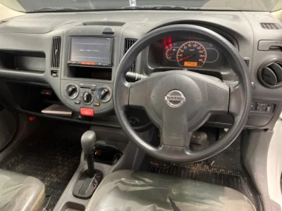Nissan AD