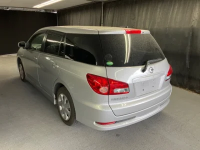 Nissan WINGROAD