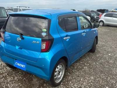 Daihatsu MIRA E S