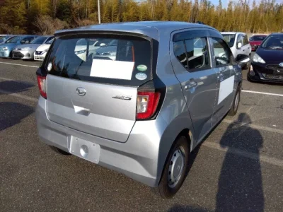 Daihatsu MIRA E S