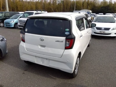 Daihatsu MIRA E S