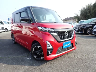 Nissan ROOX