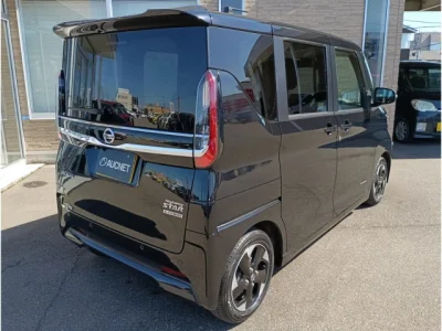 Nissan ROOX