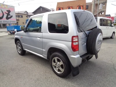 Mitsubishi PAJERO MINI