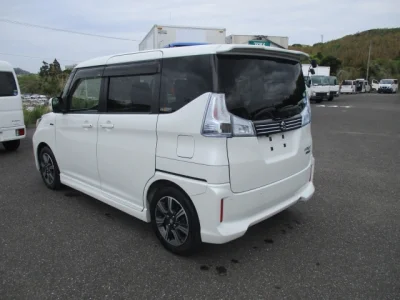 Suzuki Solio
