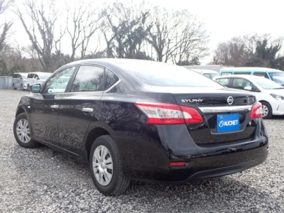 Nissan SYLPHY