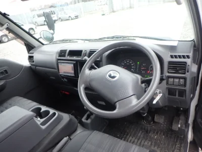 Mazda Bongo Van