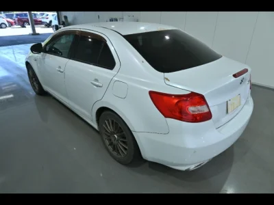 Suzuki Kizashi