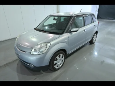 Mazda Verisa