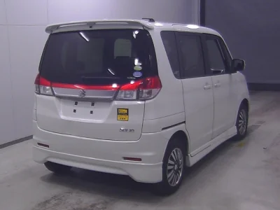 Suzuki Solio