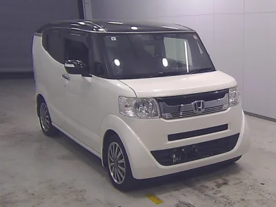 Honda N BOX SLASH