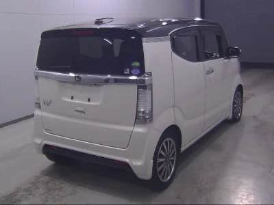 Honda N BOX SLASH