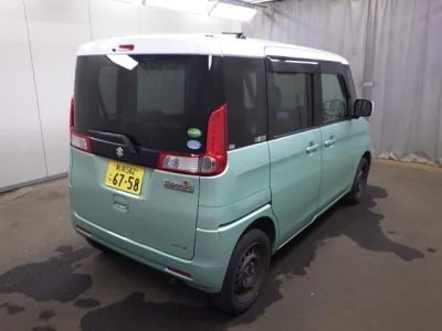Suzuki Spacia