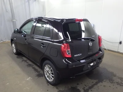 Nissan March