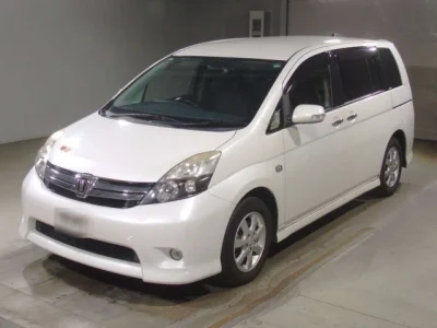 Toyota ISIS