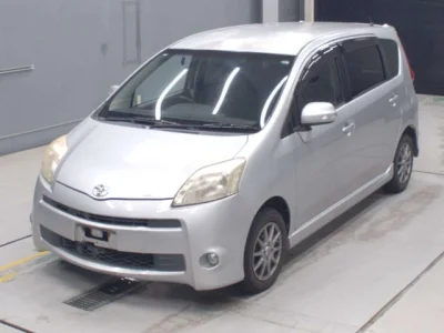 Toyota PASSO SETTE