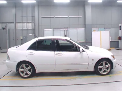Toyota ALTEZZA