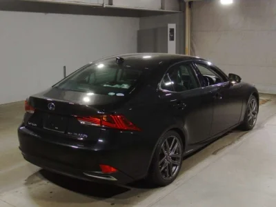 Lexus IS300h