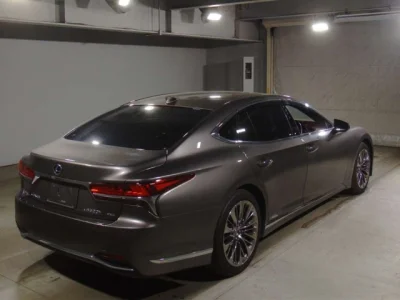 Lexus LS500h