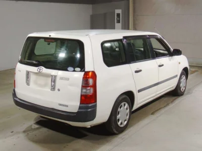 Toyota SUCCEED