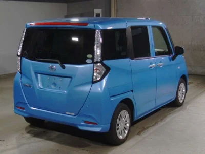 Toyota TANK