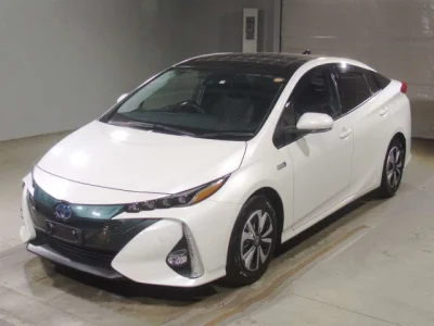 Toyota Prius PHV