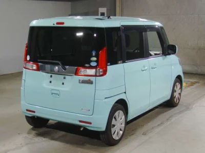 Suzuki Spacia