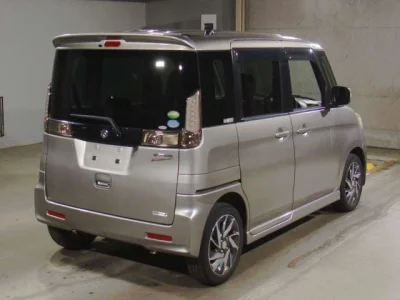 Suzuki Spacia