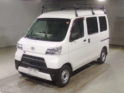 Toyota Pixis Van
