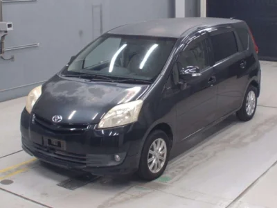 Toyota Passo Sette