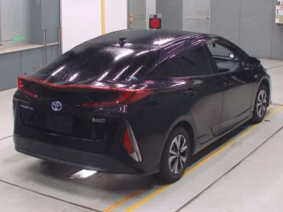 Toyota Prius PHV