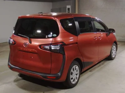 Toyota Sienta
