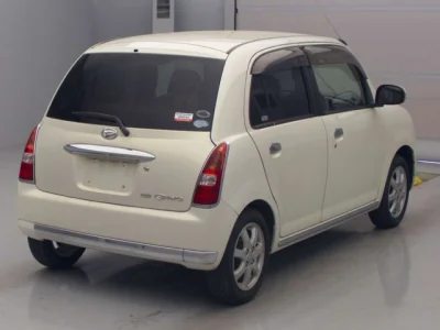 Daihatsu Mira
