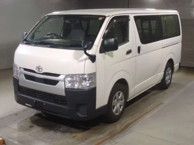 Toyota HiAce Van