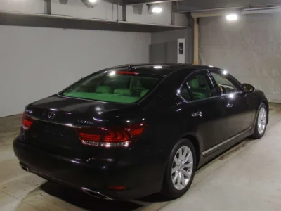 Lexus LS460L