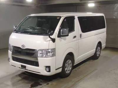 Toyota HiAce Van