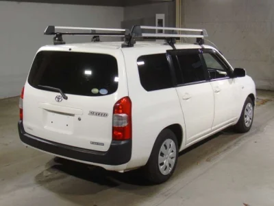 Toyota SUCCEED