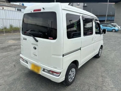 Toyota Pixis Van