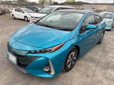 Toyota Prius PHV