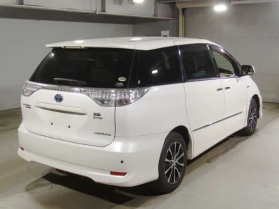 Toyota Estima Hybrid
