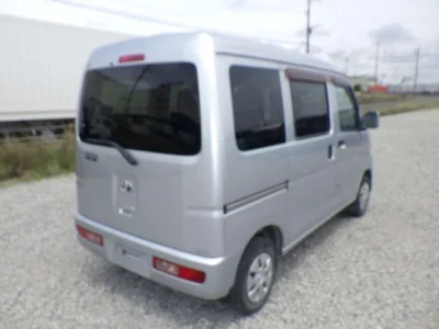 Toyota Pixis Van