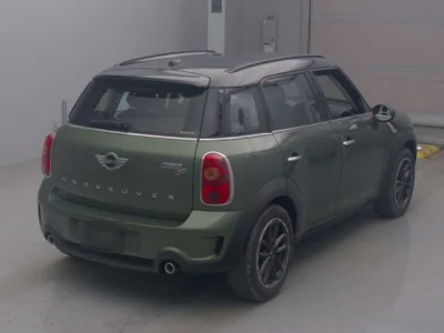 MINI Crossover