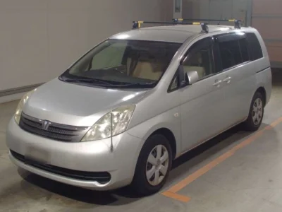 Toyota ISIS