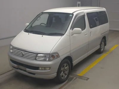 Toyota HIACE REGIUS