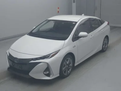 Toyota Prius PHV
