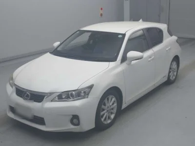 Lexus CT200h